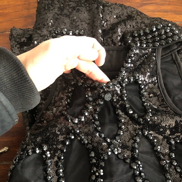 Black prom dress - Picture 3 of 3